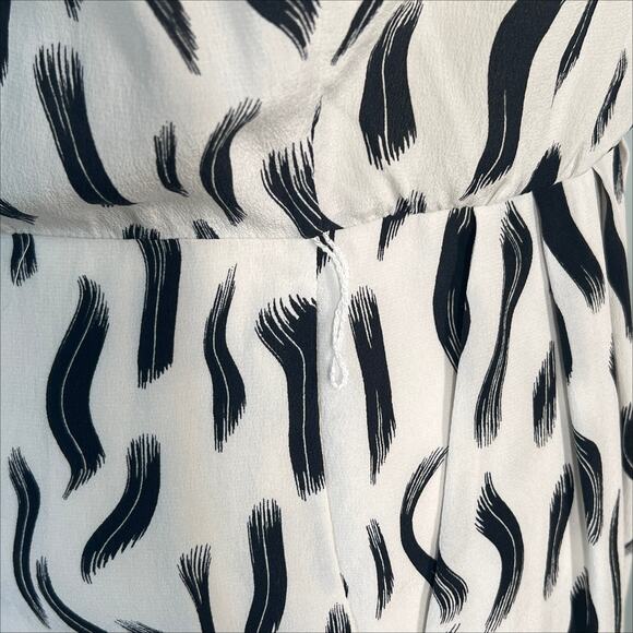 Joie Sleeveless Silk Toulouse Jumpsuit Size 2 Small Porcelain White Black - Picture 12 of 15